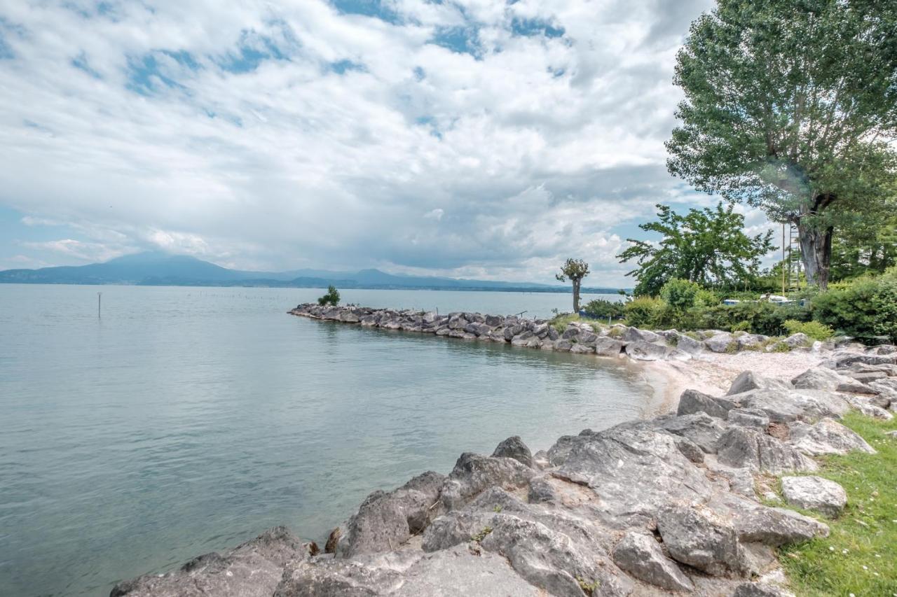 Casa Lugana 15 - Monolocale Con Piscina Fronte Lago Σιρμιόνε Εξωτερικό φωτογραφία